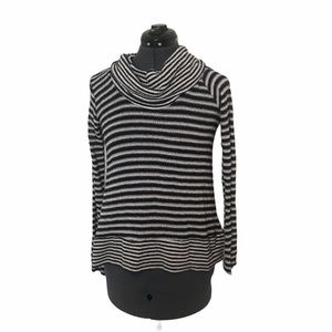 4/$25 sale Splendid Anthropologie sweater